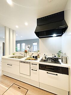 【ドリームタウンシリーズ施工例：キッチン】