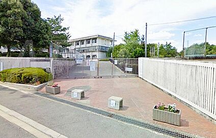 第6向陽小学校 約900ｍ(徒歩12分)