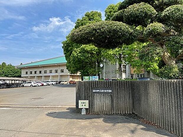 酒々井町立酒々井中学校（約550m）