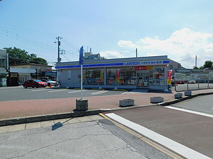 ローソン八街駅前店 700ｍ(徒歩10分)