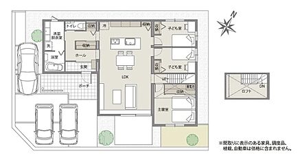 ロフト収納も備えた嬉しい設計。南向きのウッドデッキでペットとの時間も楽しめます♪車は3台駐車可能で来客にも安心です。 