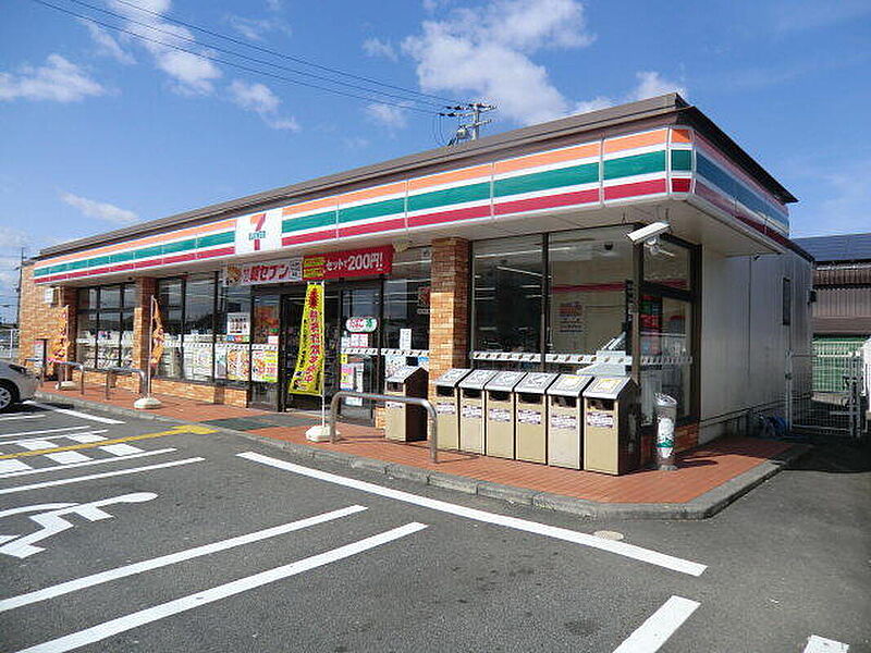 【買い物】セブンイレブン　愛荘町市店