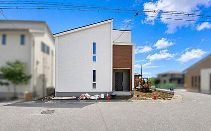 1号棟　正面外観写真