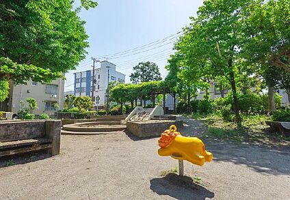 下石神井千川児童遊園 190ｍ～216ｍ(徒歩3分)