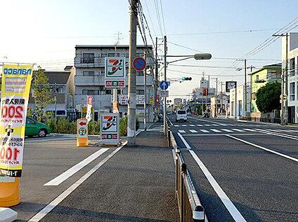セブンイレブン尼崎南塚口町7丁目店 約280m(徒歩4分)