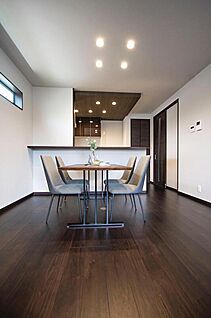 【本分譲地に建築可能な建物プラン例】