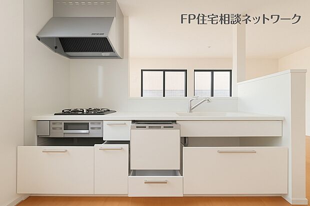 対面式のカウンターキッチンですので、出来上がったお料理をカウンターに並べてお子様が運ぶなど、お手伝いの時間も増えそうですね！