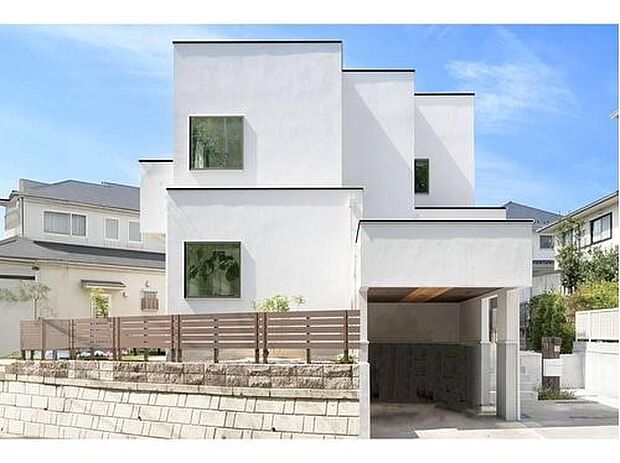 【プラン例 建物価格2173万円 建物面積面積101.02平米】 装飾をなくし、箱型の美しい直線を用いたモダンな装い。