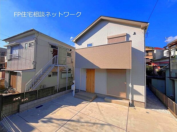 閑静な住宅地で子育て家族にピッタリ。毎日のお散歩も快適な緑に恵まれたエリアで、自然に包まれた穏やかな暮らしを実現するための、ゆとりある住環境が整っています。