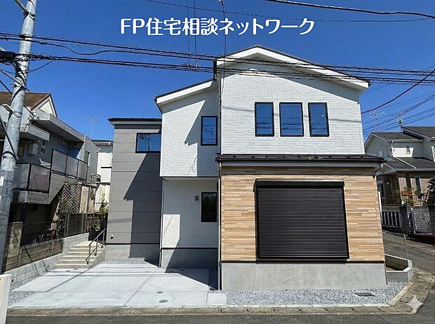 閑静な住宅地で子育て家族にピッタリ。毎日のお散歩も快適な緑に恵まれたエリアで、自然に包まれた穏やかな暮らしを実現するための、ゆとりある住環境が整っています。