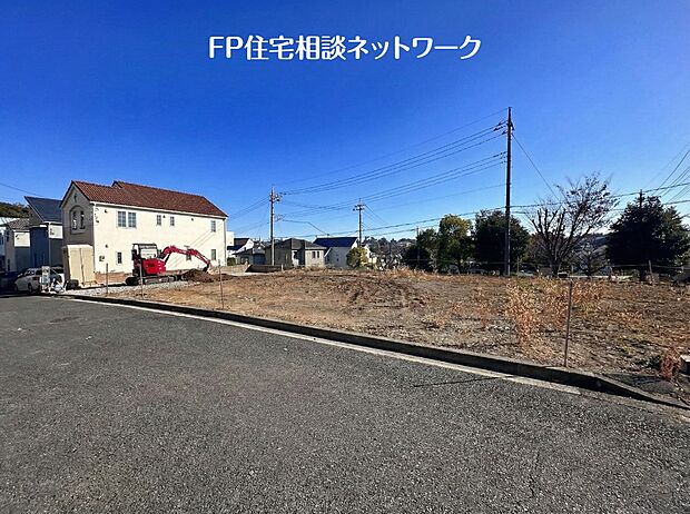 毎日のお散歩も快適な緑に恵まれた閑静な住宅地は、伸び伸びスローライフを叶えてくれます。自然豊富な季節の移ろいを身近に感じられる環境です！