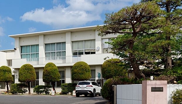 刈谷市立 小垣江小学校(約960m)