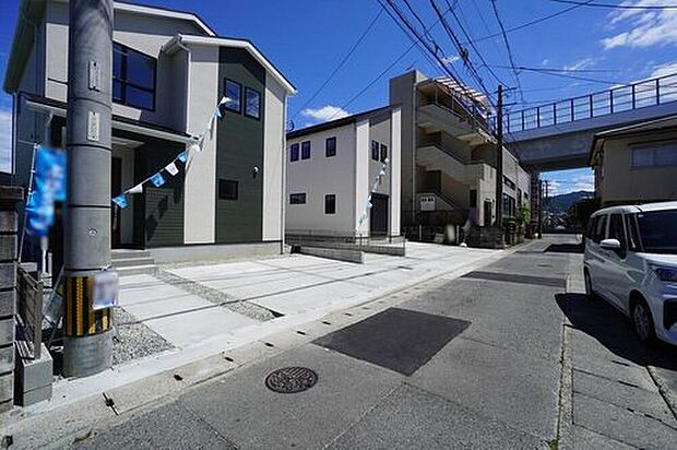 前面道路は北西側約4m公道に面しています^^
新生活におススメな物件をご紹介させていただきます^^是非お問合せ下さい^^