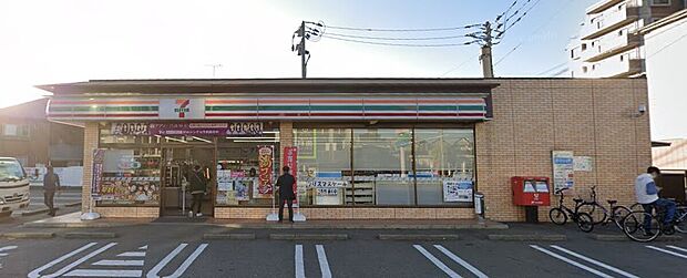 セブンイレブン福岡野多目店（約658m）