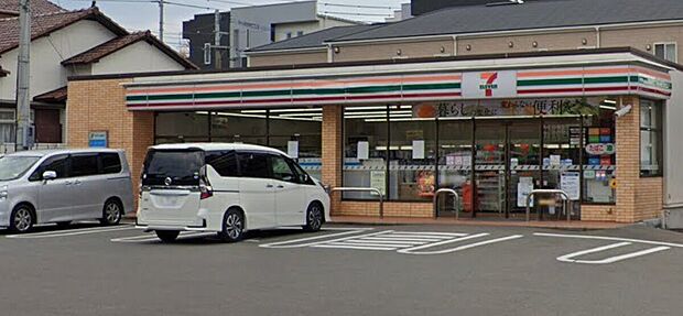セブンイレブン博多那珂1丁目店(約114m)