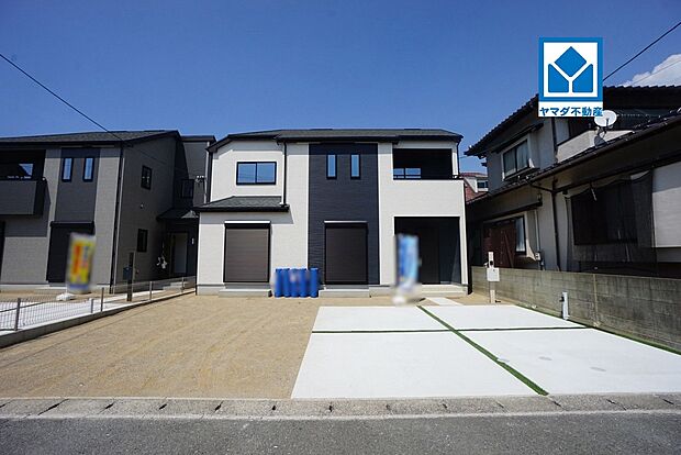 B号棟。安心で快適にお住まい頂ける長期優良住宅!南向き&南側道路に面しているので、陽射しを確保できます^^