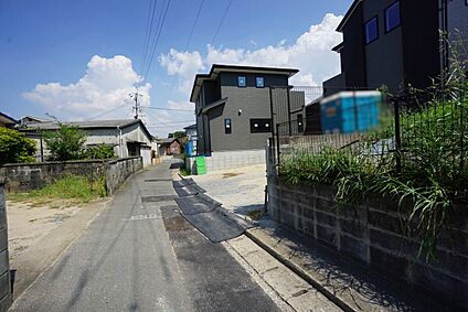 前面道路含む現地写真