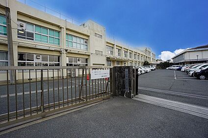 福間小学校 1700ｍ(22分)