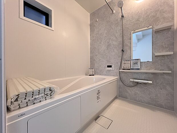 オートバスシステム・浴室暖房換気乾燥機を搭載した1坪タイプの浴室(2号棟)