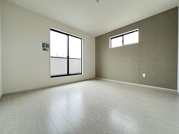 洋室8帖　ウォークインクローゼット、バルコニー付（1号棟）