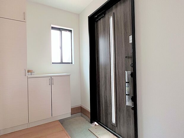 シューズボックス付の玄関スペース(同仕様)