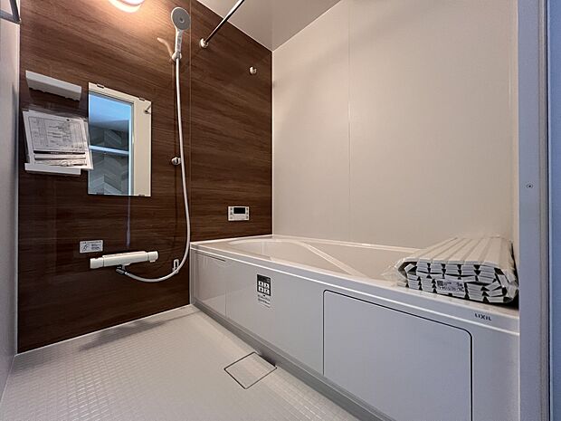 オートバスシステム・浴室暖房換気乾燥機を搭載した1坪タイプの浴室
