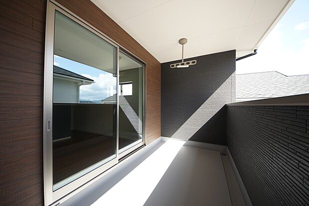 バルコニー(2号棟同仕様)