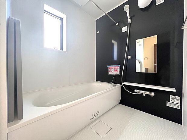 オートバスシステム・浴室暖房換気乾燥機を搭載した1坪タイプの浴室(1号棟同仕様)