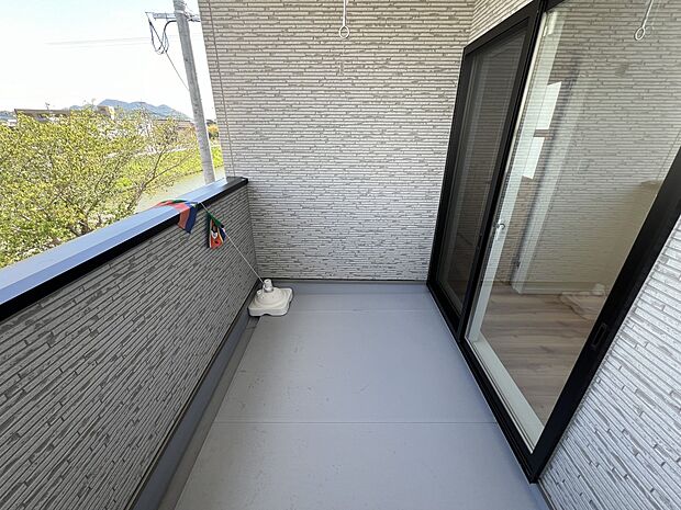 南に面したバルコニー(2号地同仕様)