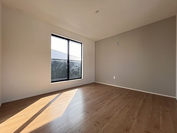 2階には洋室を3部屋ご用意いたします(1号棟同仕様)