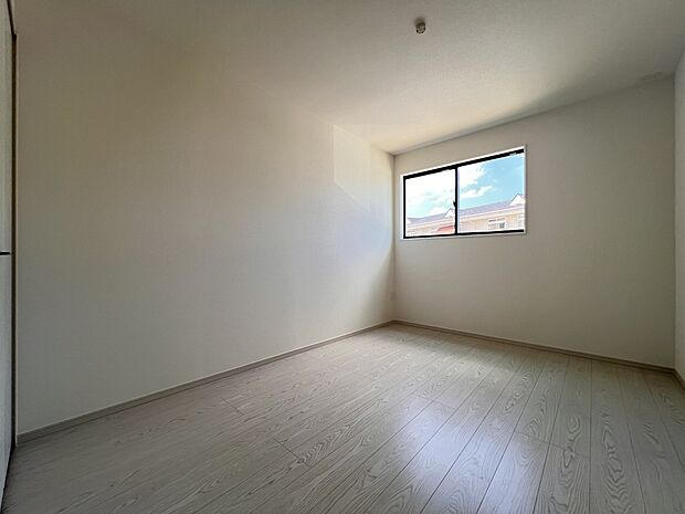 【洋室】洋室6.5帖　クローゼット収納付（2号棟）