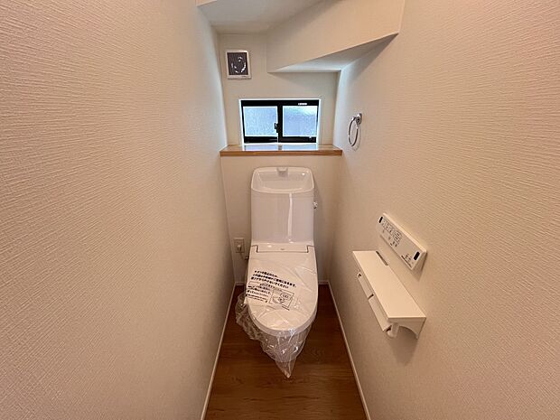 【トイレ】トイレは1.2階ともにございます ウォシュレット機能付き(2号棟)