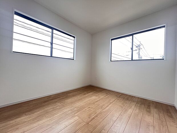 【洋室】洋室5.2帖 2階には洋室を4部屋ご用意しました(1号棟)