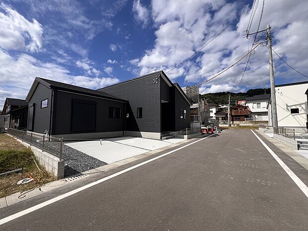 【前面道路含む現地写真】前面道路:東側6m公道