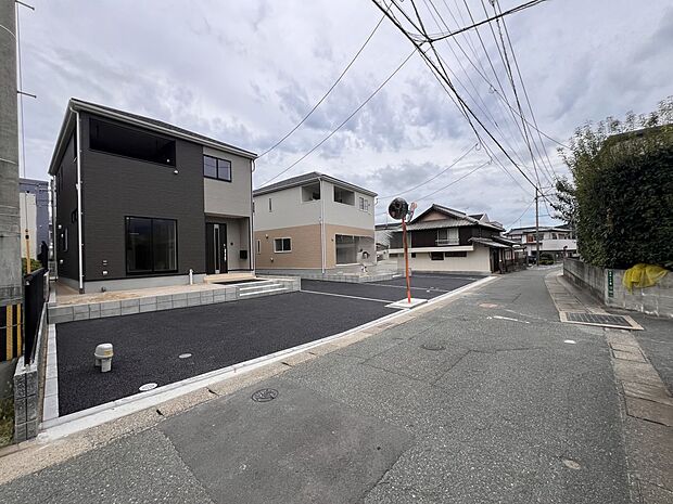 【前面道路含む現地写真】前面道路：東側4ｍ公道