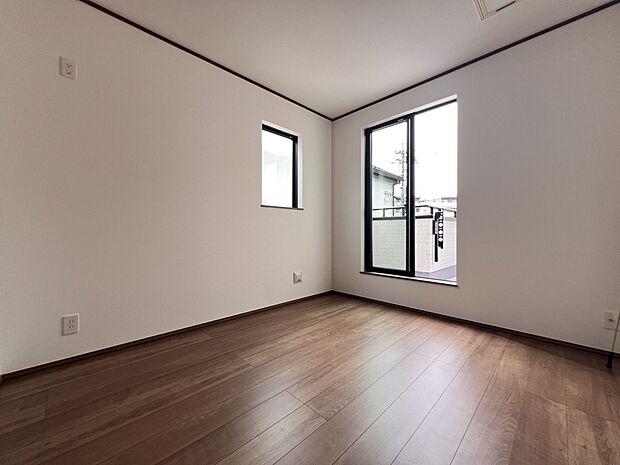 【洋室】洋室5.01帖 全居室2面採光仕様の明るい居宅です(A号棟)