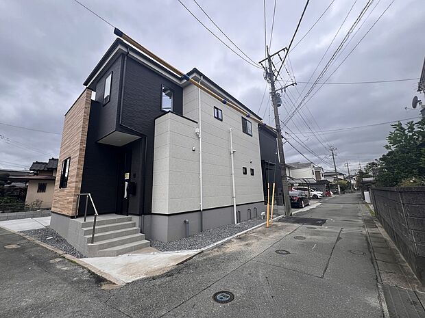 【前面道路含む現地写真】接道:北側3.9m通路