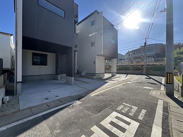 【前面道路含む現地写真】前面道路：北側4m公道