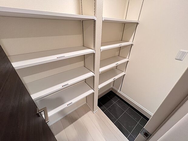【収納】シューズインクローク(1号棟)