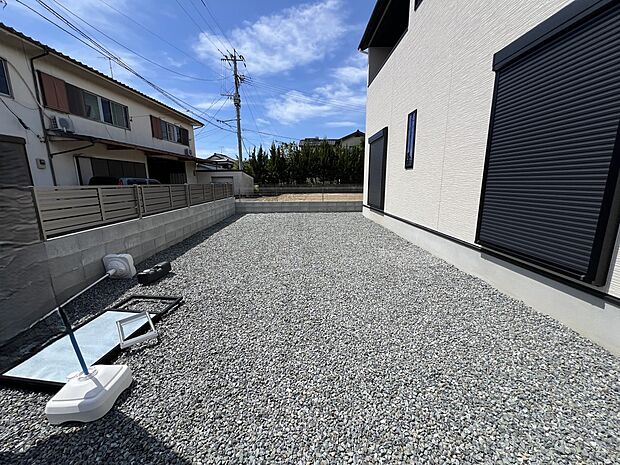 【庭】南西向きのお庭付き