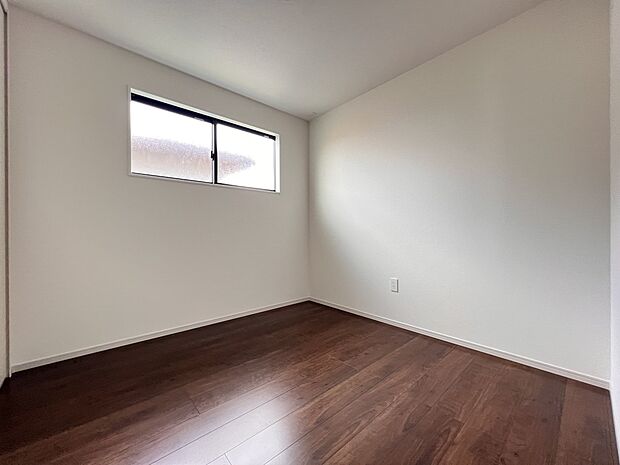 【洋室】洋室4.5帖 2階には洋室を4部屋ご用意いたしました