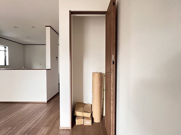 【収納】リビング収納スペース(A号棟)