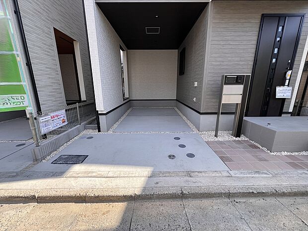 【駐車場】駐車場はビルトインガレージ仕様です(1号棟)