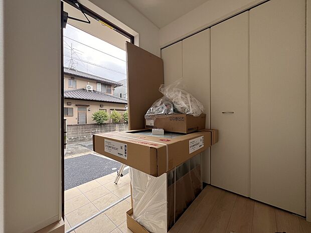 【玄関】シューズボックス付きの玄関