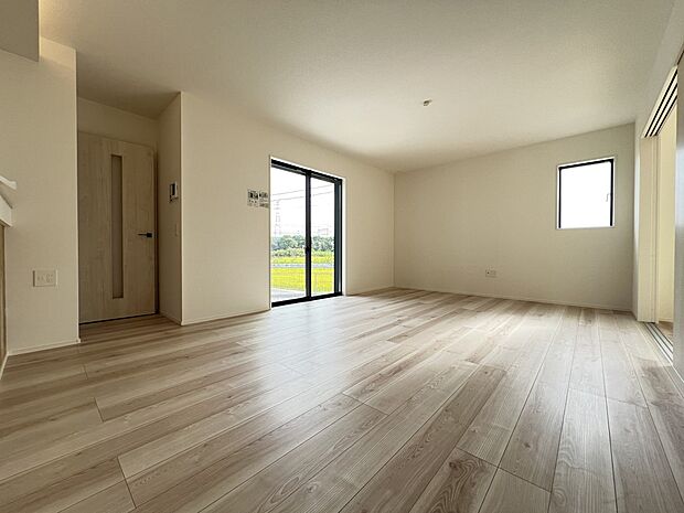 【リビング】リビング18.62帖 生活動線にも配慮された暮らしやすい間取りです