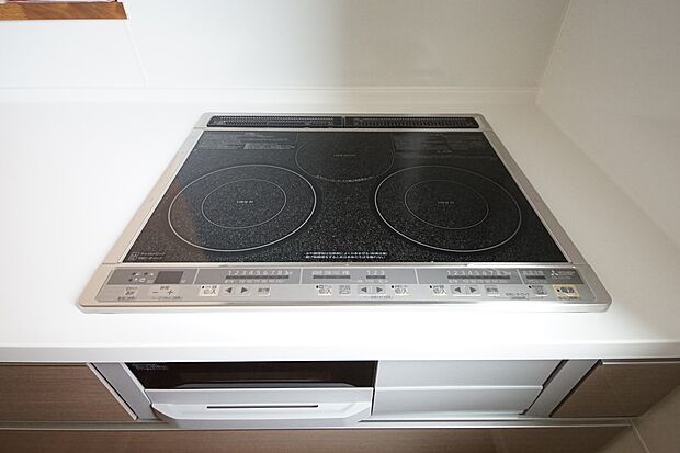 【その他設備】IHクッキングヒーター（同仕様）