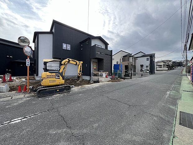 【前面道路含む現地写真】前面道路:北西側7m公道