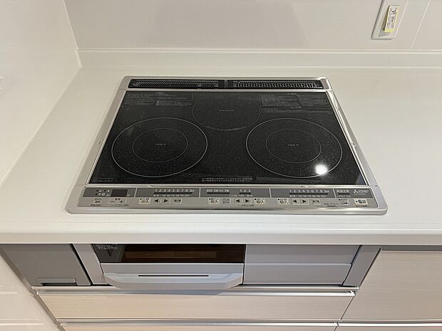 【その他設備】三口ガスコンロ(同仕様)