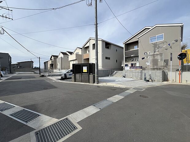 【前面道路含む現地写真】南側6m公道