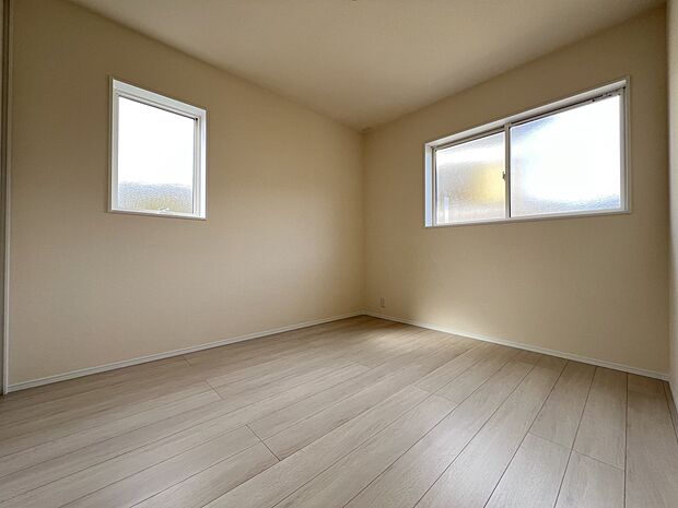 【洋室】洋室5.25帖 2階には洋室を4部屋ご用意しました(1号棟)